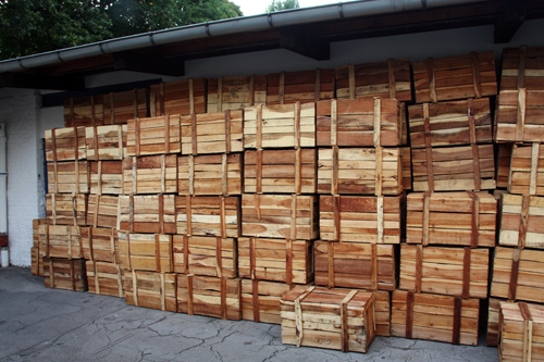 <p>Latavia</p><p> </p><p>2012</p><p>100 handmade wooden boxes</p><p>dimensions variable</p>