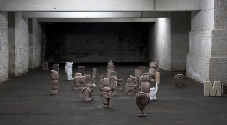 <p>Stefan Rinck befragt die Nachbarschaft:</p><p>Will Gott noch was mit uns zu tun haben?</p><p> </p><p>2011</p><p>Exhibition view</p><p>Cruise & Callas</p>