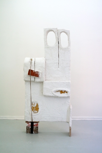 <p>Felix Oehmann</p><p><br />Haus für zwei (home for two), 2011<br />bricks, fibre, foam, palster, plywood, rope, tape<br />223 x 92 x 40 cm</p>