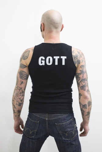 Gott-T-Shirt<br /><br />2008<br />Silkscreen on cotton <br />Ed. 100