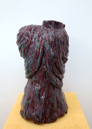 <p>Nico Ihlein</p><p> </p><p>without title, 2012<br />ceramics<br />39 x 21 x 20 cm</p>