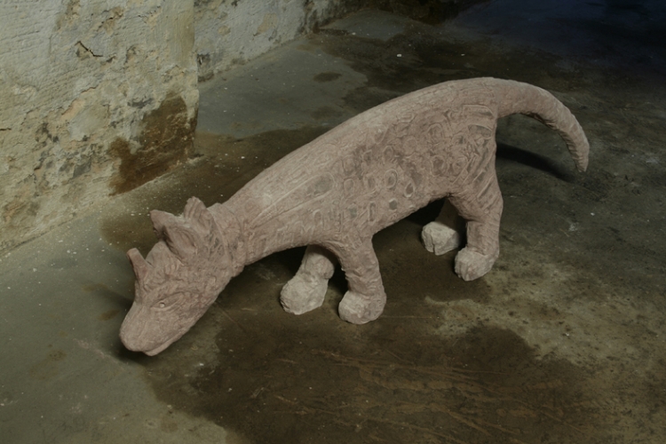 <p>Stefan Rinck - Ginsterkatze</p><p> </p><p>2008</p><p>Sandstone</p><p>57 x 118 x 17 cm</p>
