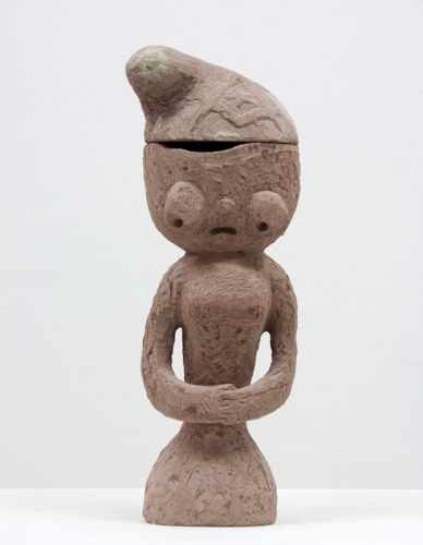 <p>Freimaurerin</p><p> </p><p>2010<br />Sandstone, two parts<br />55 x 22 x 15 cm</p>