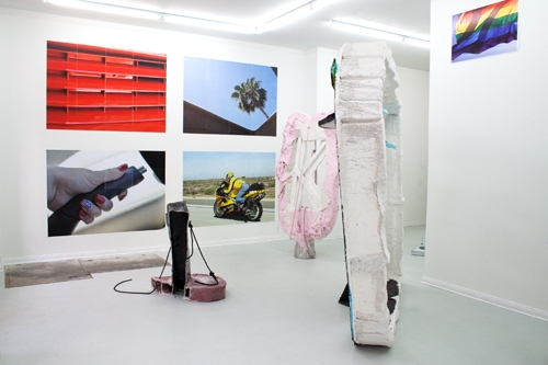 <p>Salome Ghazanfari und Felix Oehmann</p><p> </p><p>2014</p><p>Exhibition view</p><p>Cruise & Callas</p>