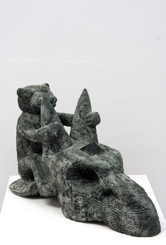 <p>The passenger</p><p> </p><p>2013</p><p>diabase </p><p>30,5 x 20 x 49 cm</p>