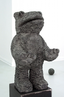 <p>Gobbo</p><p> </p><p>2014<br />diabase<br />55 x 30 x 27 cm</p>